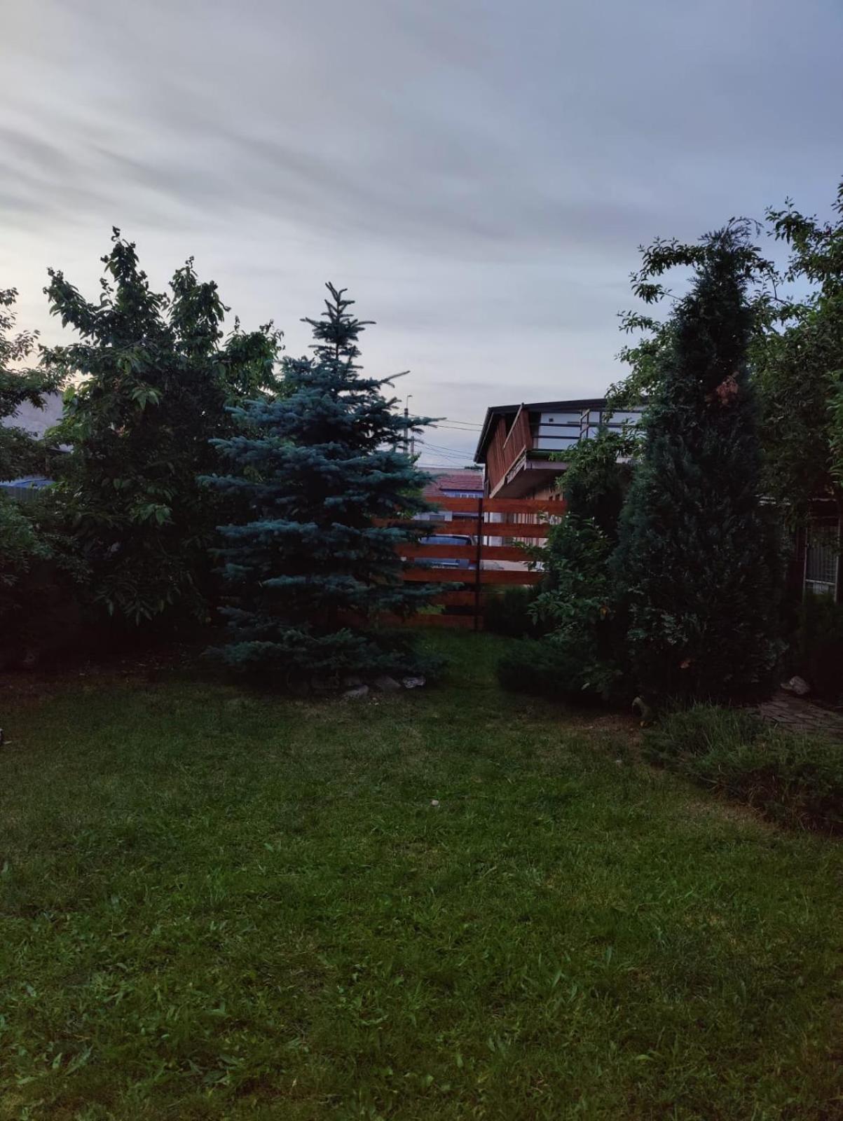 Luxus Cluj Airport Apartments Buitenkant foto