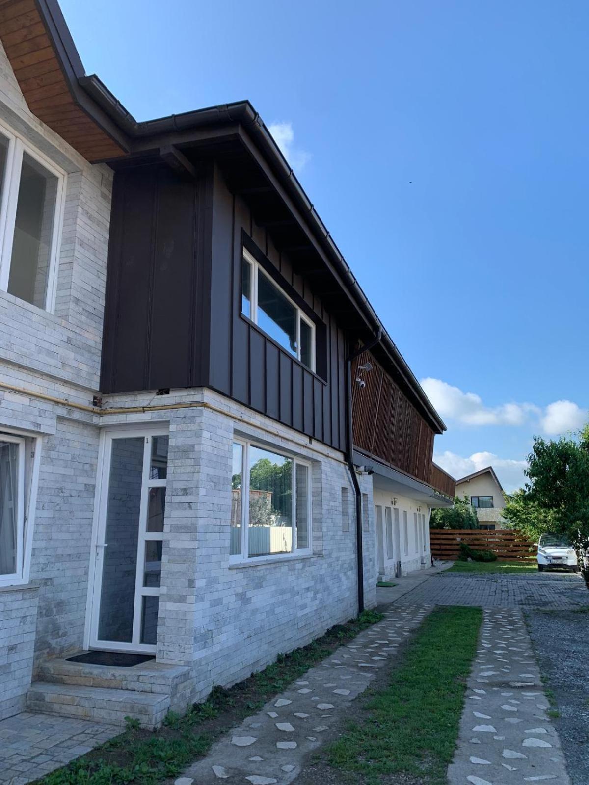 Luxus Cluj Airport Apartments Buitenkant foto